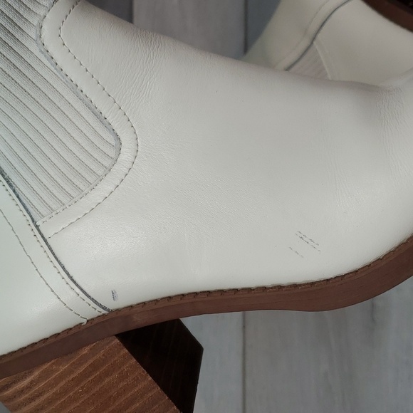 Sold Steve Madden Women Admire Bone  Leather Heels Boots shoes sz 11M - Picture 11 of 15